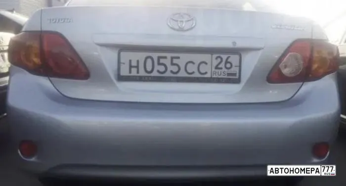 Номер Н055СС26 на автомобиле