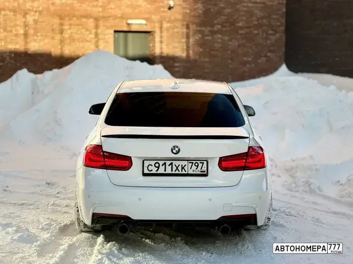 Номер С911ХК797 на автомобиле