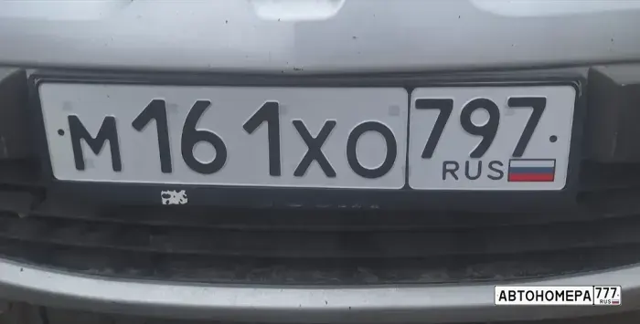 Номер М161ХО797 на автомобиле