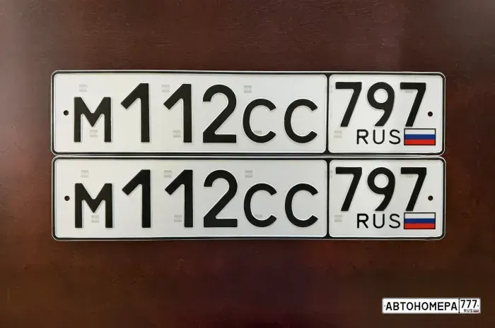 Номер М112СС797 на автомобиле