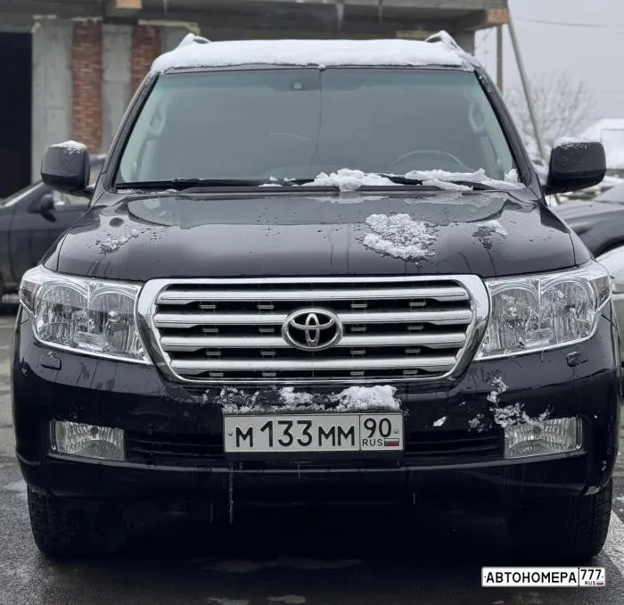 Номер М133ММ90 на автомобиле