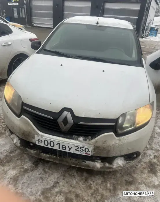 Номер Р001ВУ250 на автомобиле