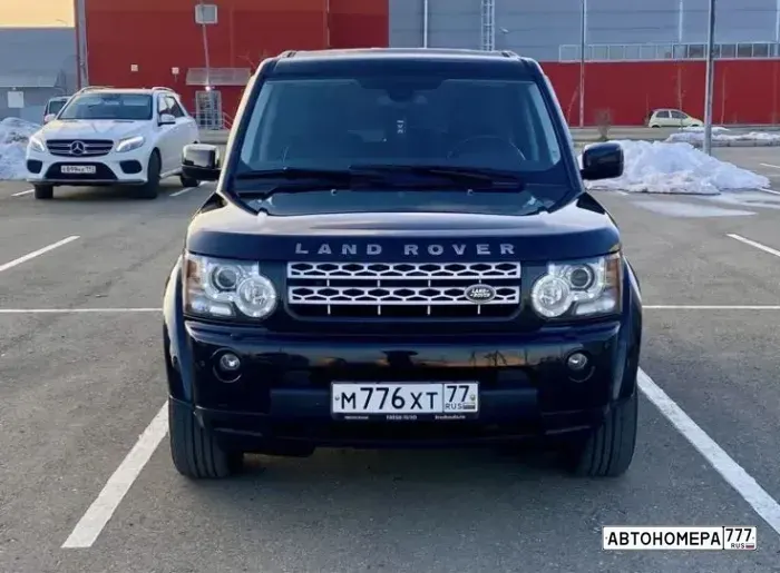 Номер М776ХТ77 на автомобиле