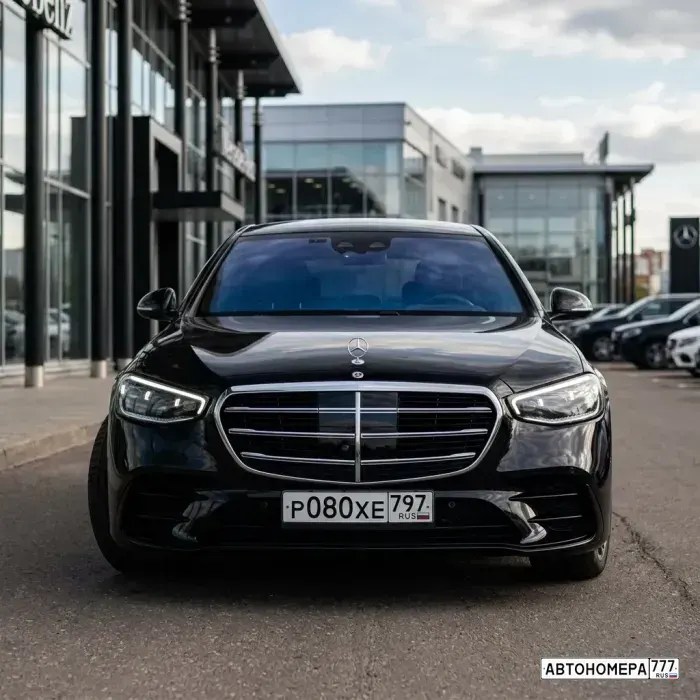 Номер Р080ХЕ797 на автомобиле