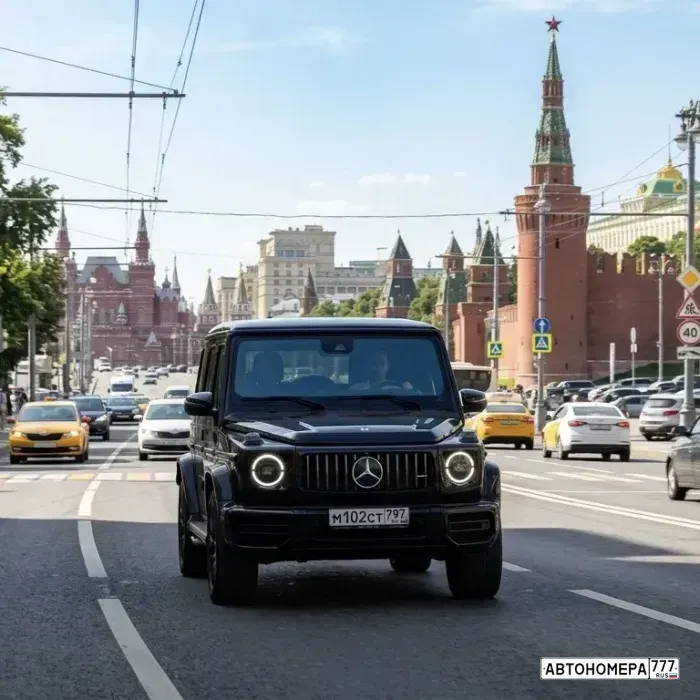 Номер М102СТ797 на автомобиле