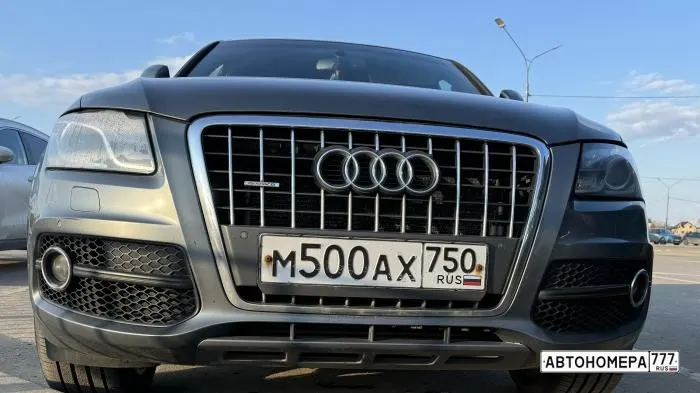 Номер М500АХ750 на автомобиле